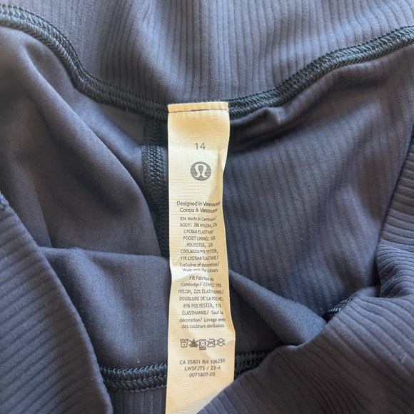 Lululemon Athletica Navy Blue Ribbed Leggings size 14 - Picture 9 of 9